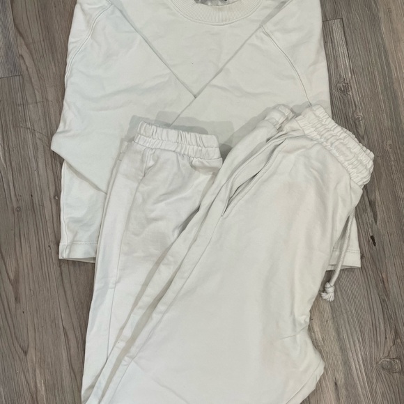 Zara jogger pants and top - Picture 2 of 6